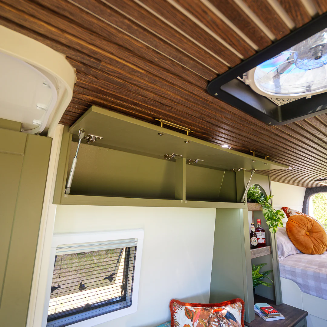 Nicola - Automatic Luxury Campervan - Image 23