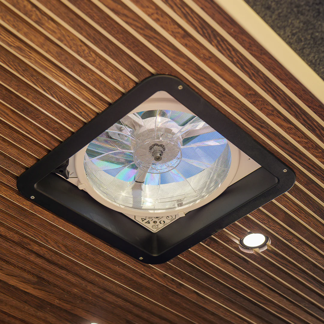 Nicola - Automatic Luxury Campervan - Image 37