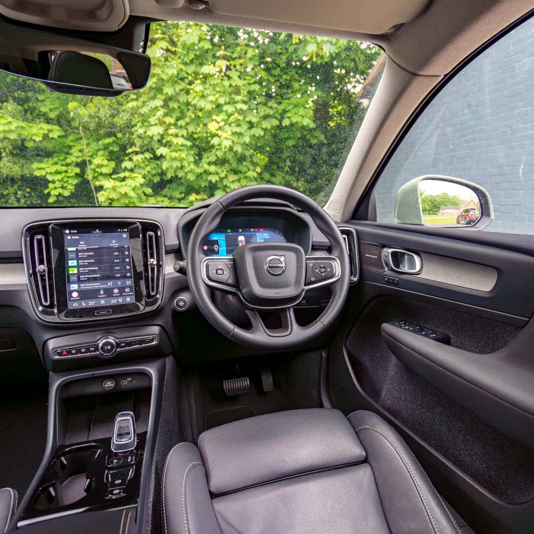 Volvo XC-40 - Image 30